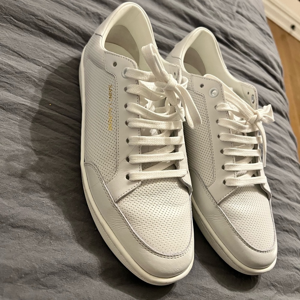 Yves Saint Laurent Low Sneakers